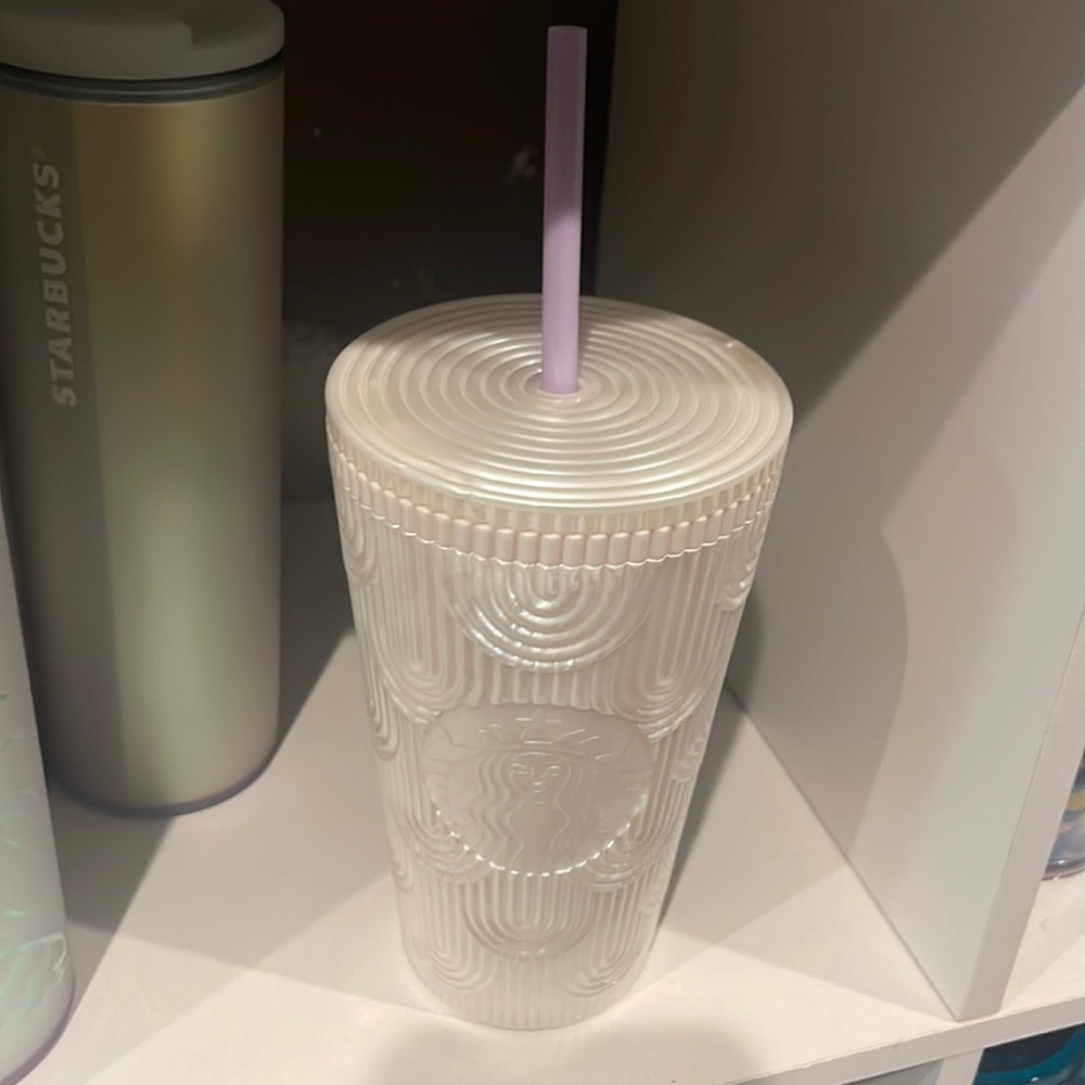 STARBUCKS SPRING 2023 White Pearl Siren Mermaid Scale 16oz Tumbler